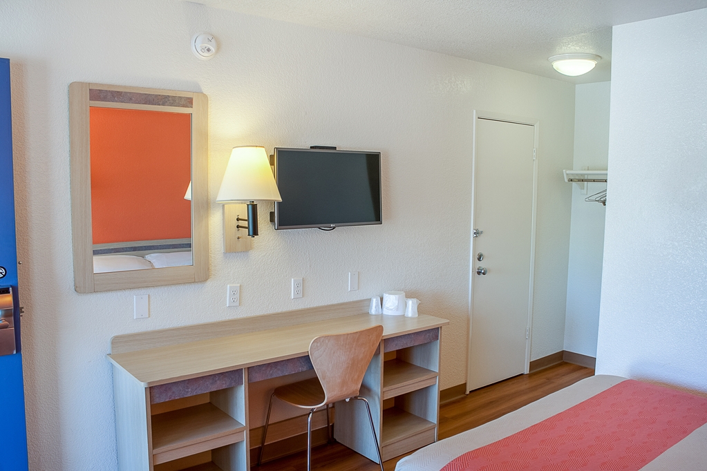 Motel 6 Ukiah CA - photo 16