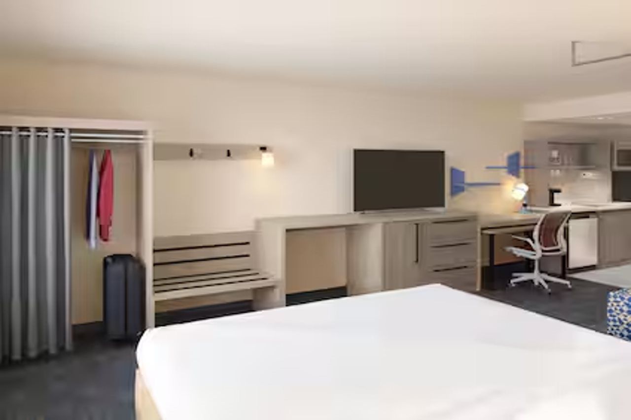 Home2 Suites By Hilton Del Rio - photo 22