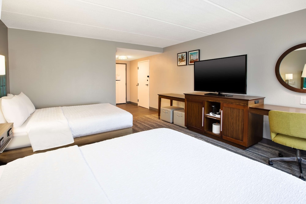 Hampton Inn Daytona Ormond Beach - photo 9