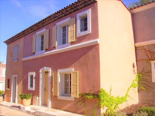 Provençal House In Fayence With Pool & Indoor Spa — 4-Star Luxury Hotel in Fayence, France