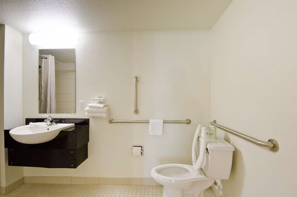 Motel 6 Frederick MD Fort Detrick - photo 17