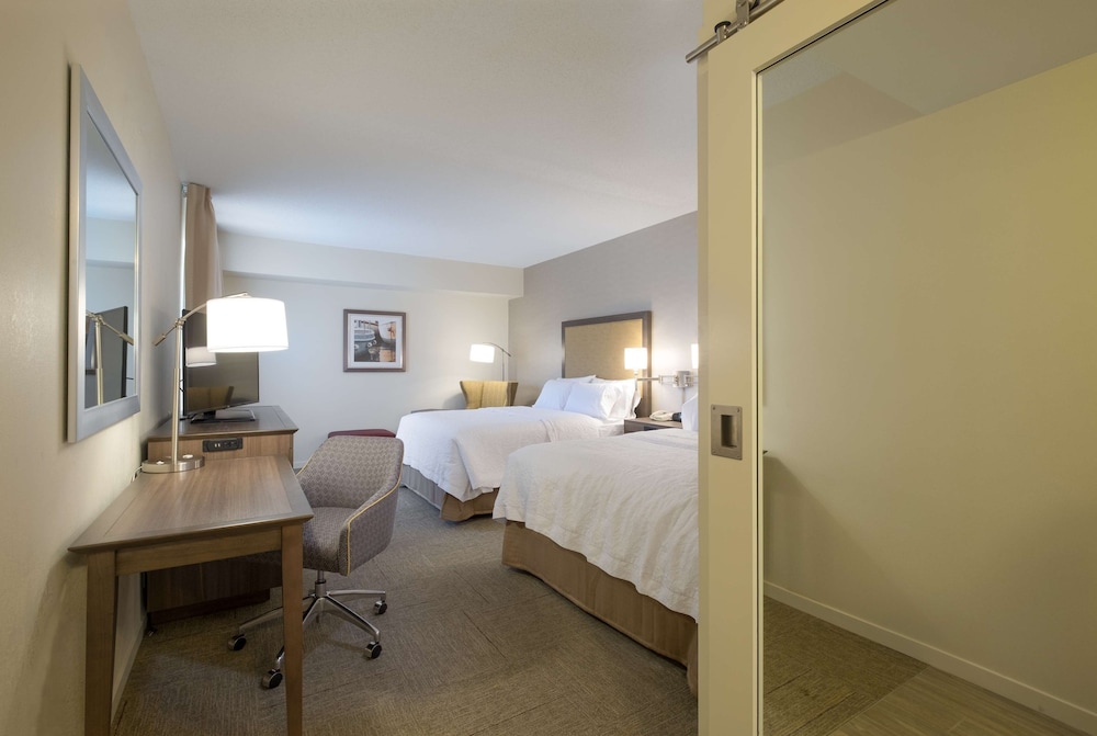 Hampton Inn Waterville - photo 17