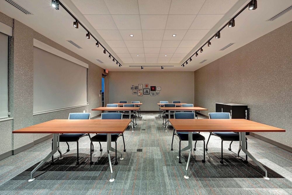 Aloft Mooresville - photo 31