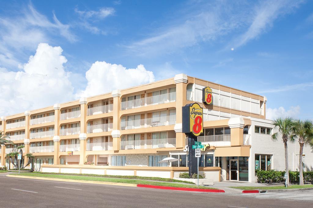 Super 8 Corpus Christi Bayfront Area - featured photo