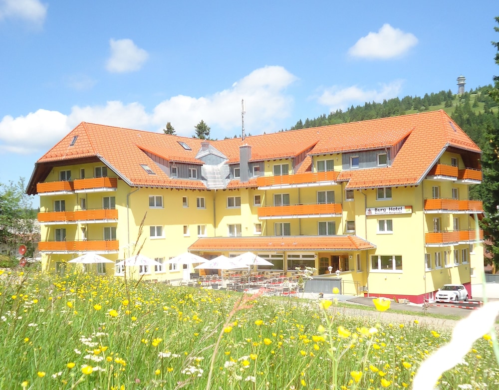 Burg Hotel — hotel in Feldberg