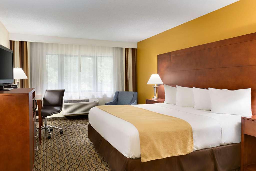 Country Inn & Suites by Radisson Mishawaka IN - photo 9