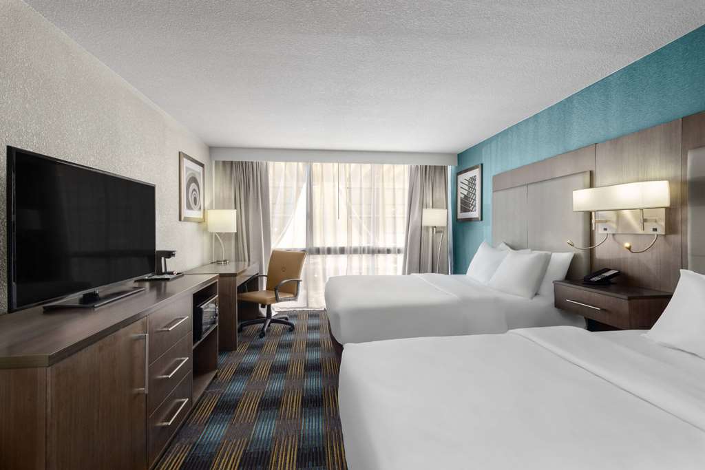 SureStay Plus Hotel by Best Western Kansas City Northeast - photo 23