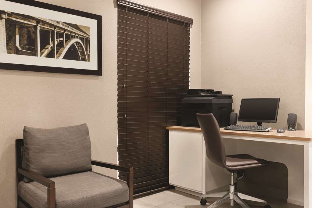 Country Inn & Suites by Radisson Bryant AR - photo 16