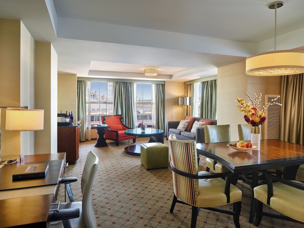 Battery Wharf Hotel Boston Waterfront - photo 22
