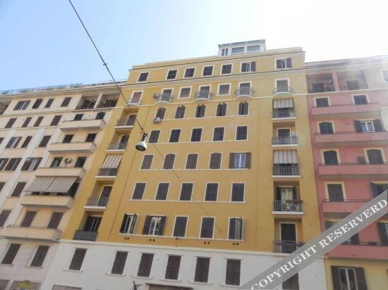 Vica Pota Guest House — 4-Star Luxury Hotel in Rome, Italy