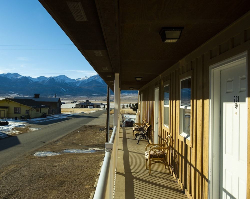 Dark Sky Suites - featured photo