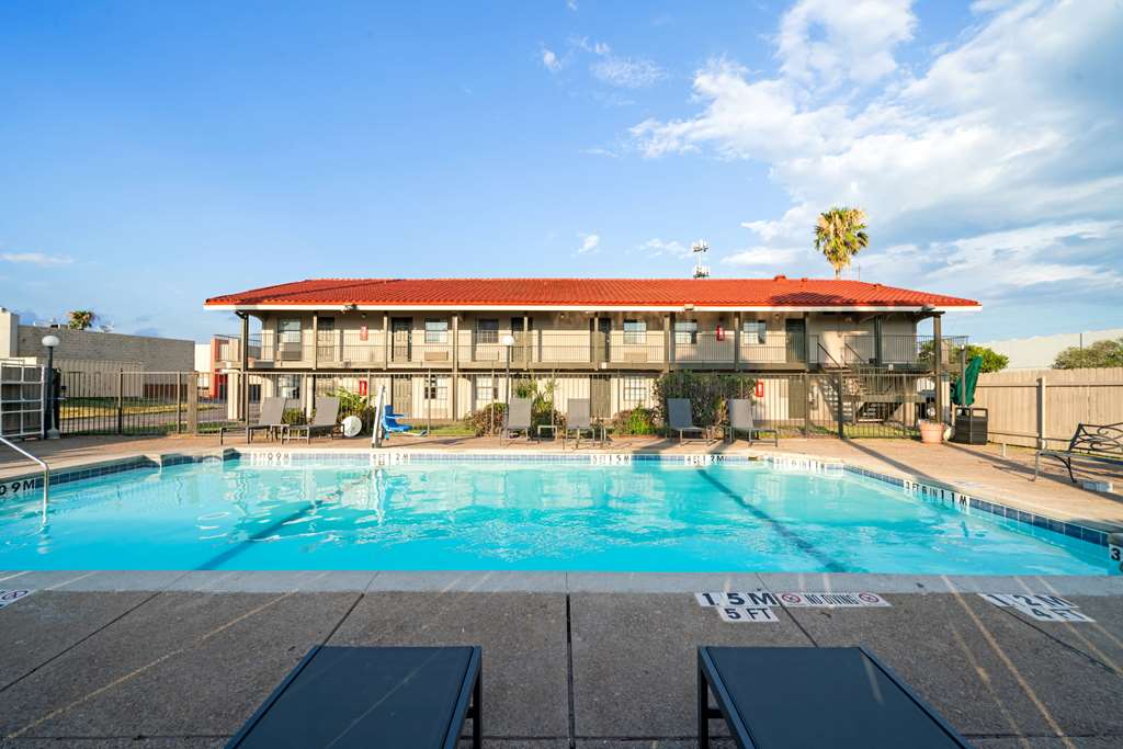 La Quinta Inn by Wyndham Corpus Christi North - photo 56