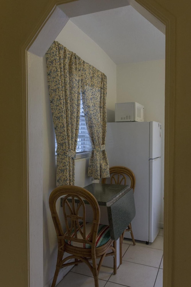 Richard's Motel Extended Stay - photo 104
