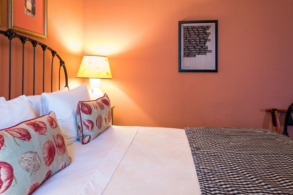 Hotel Boheme - photo 8