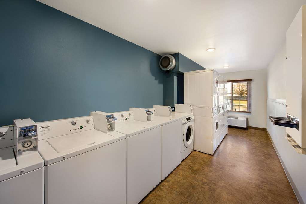 WoodSpring Suites Columbus Southeast - photo 26