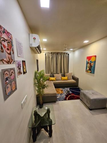 Pali Perch 1BHK with Peace Charm and Bandra Vibes