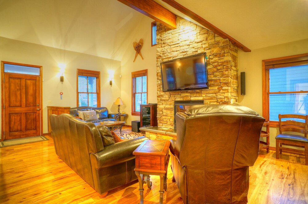 Abode off Main - photo 12