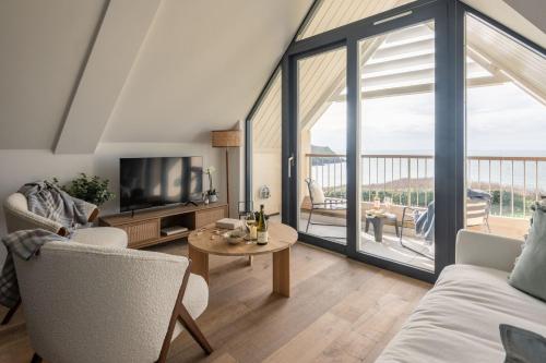 Apartment 8 Forest Cove — 4-Star Luxury Hotel in Dartmouth, United Kingdom
