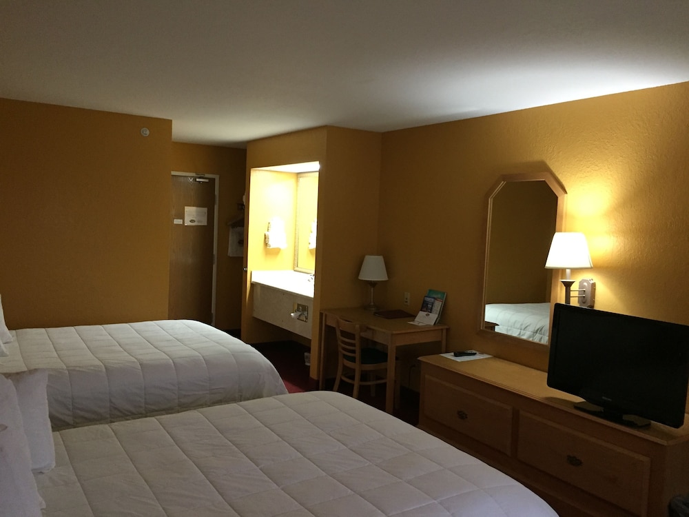 Parkfield Inn - photo 9