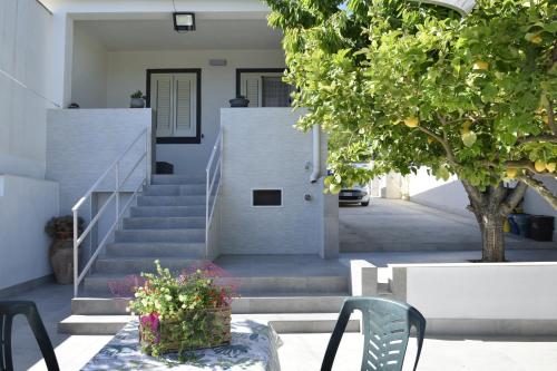 A Casuzza - carbon neutral hotel in Salemi