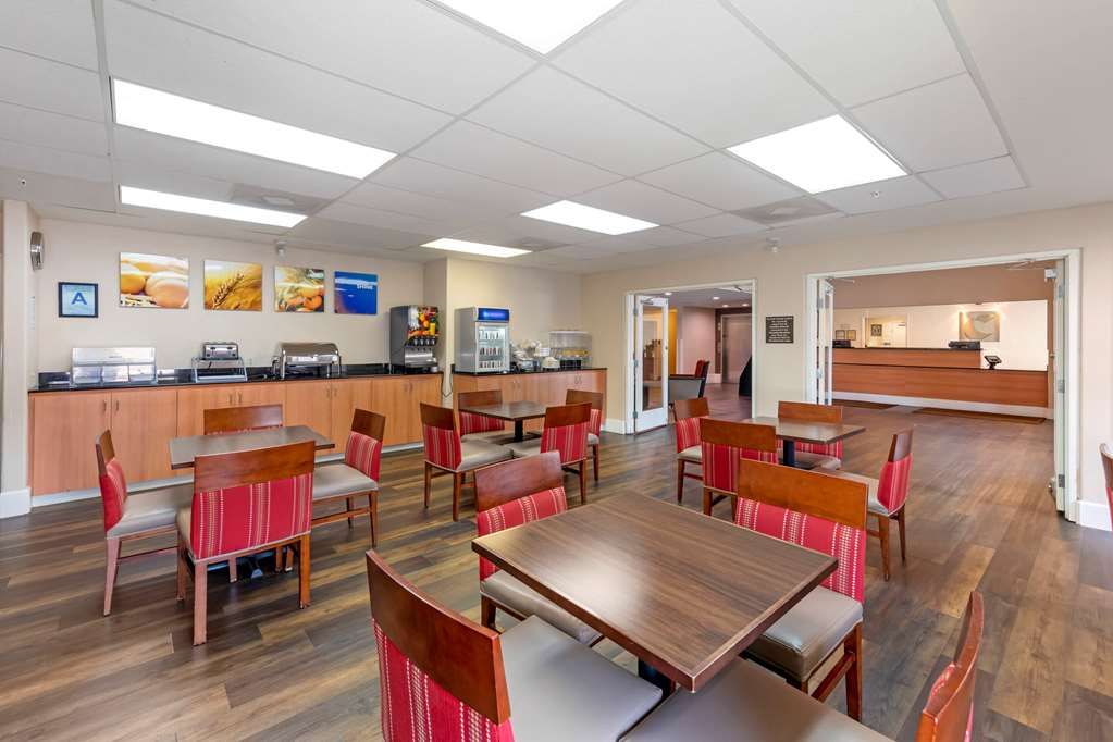 Comfort Suites Victorville Hesperia - photo 34