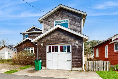 Clamalope — 4-Star Luxury Hotel in Rockaway Beach, United States