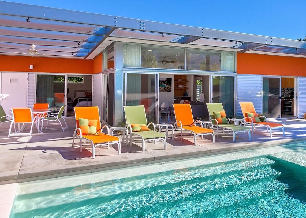 Glass and Steel House 2012 — 4-Star Luxury Hotel in Palm Springs, United States