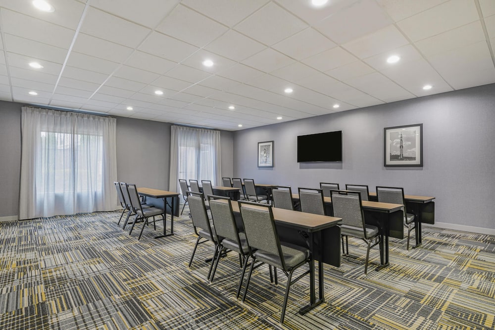 Homewood Suites by Hilton Huntsville Downtown AL - photo 26
