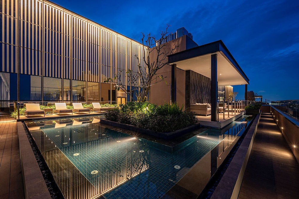 Kandy in Rivergate Luxury Apartment near Ben Thanh market — 4-Star Luxury Hotel in Ho Chi Minh City, Vietnam
