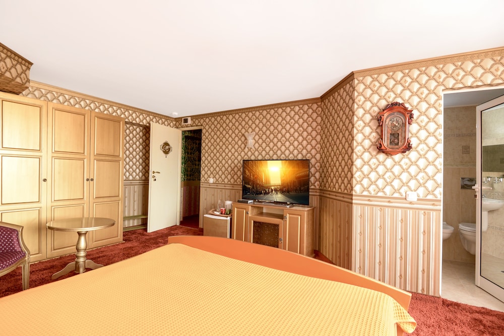 Hotel Sveti Nikola - last minute hotel in Sofia