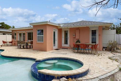 Tropical Oasis - photo 25