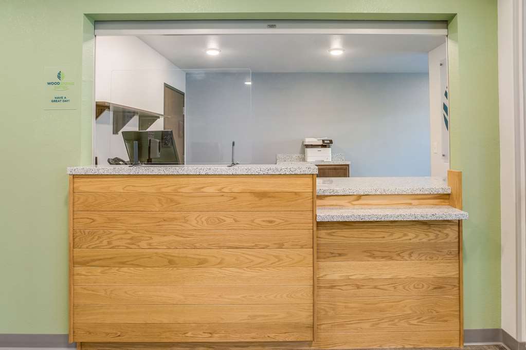 WoodSpring Suites Detroit Farmington Hills - photo 5