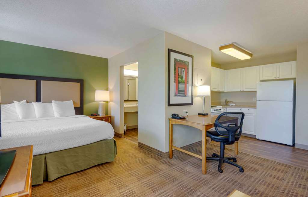 Extended Stay America Suites Greensboro Airport - photo 19