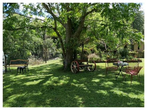 Bielby's Hideaway - carbon neutral hotel in Eudlo