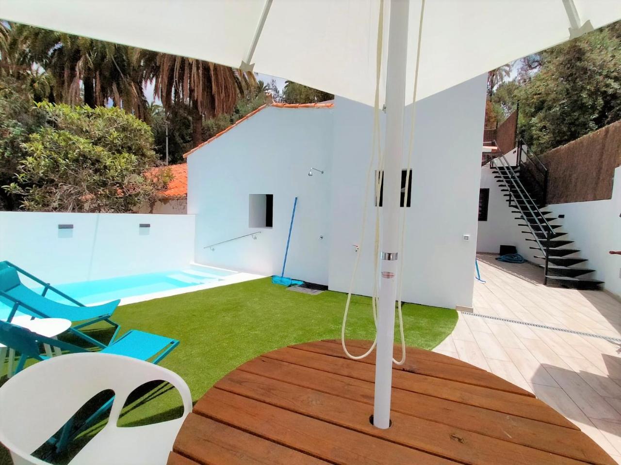 Villa Aura — 4-Star Luxury Hotel in Santa Lucia, Spain