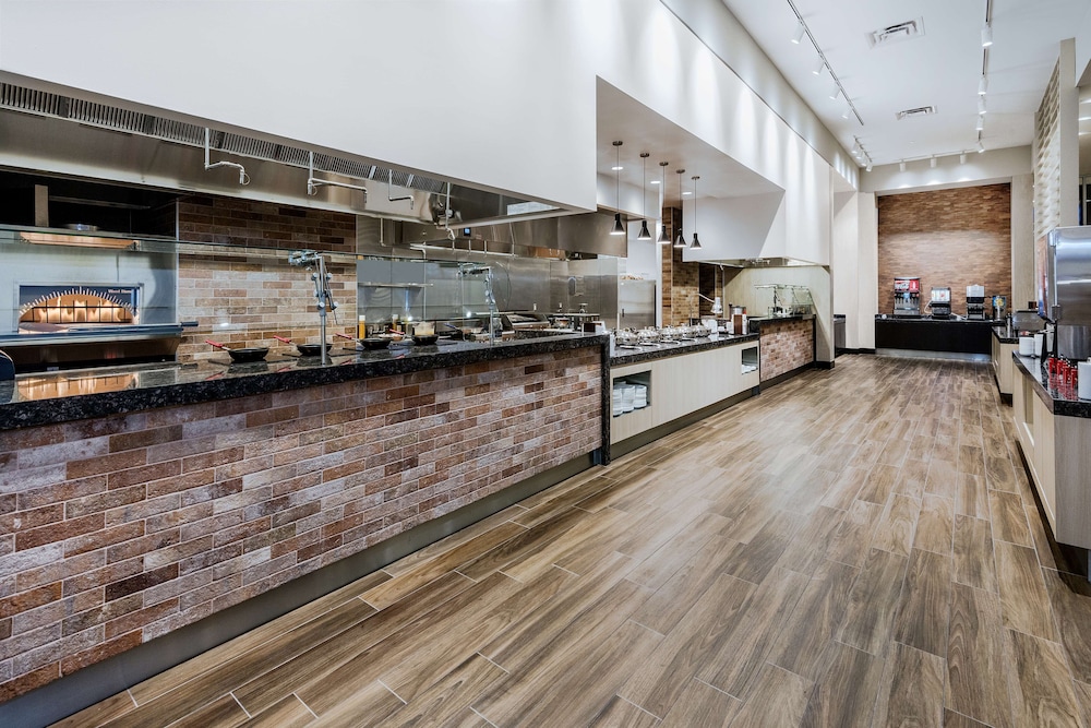 Embassy Suites by Hilton College Station TX - photo 19