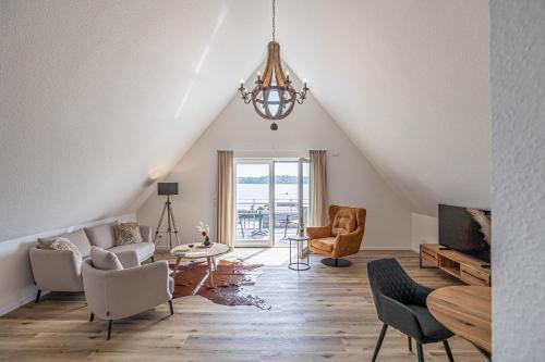 Deluxe Studio Apartment Wiking Koje 9 direkt an der Schlei — 4-Star Luxury Hotel in Schleswig, Germany