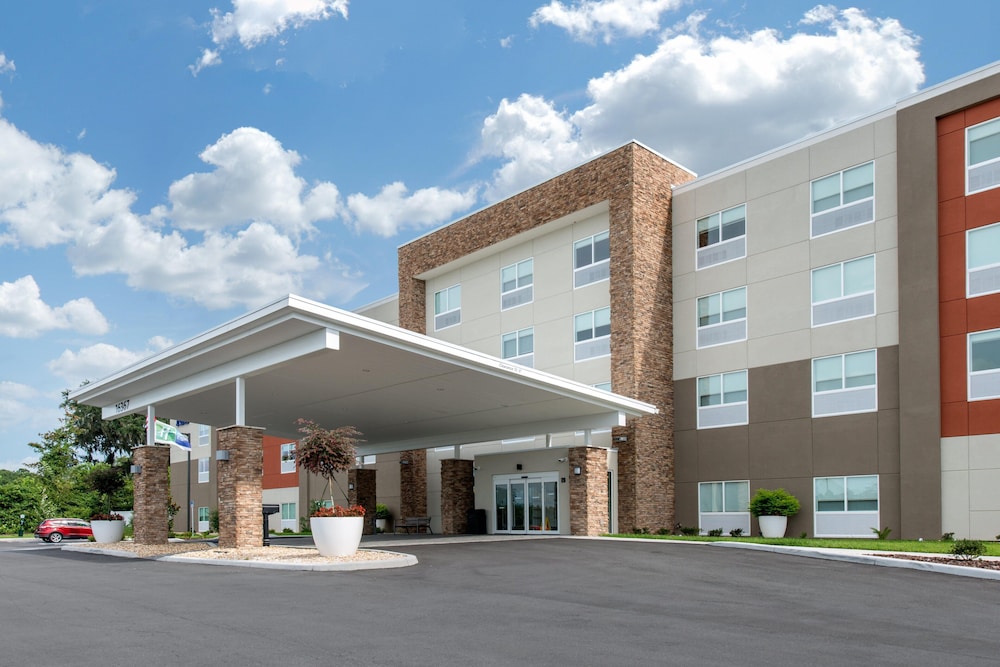 Holiday Inn Express & Suites Alachua Gainesville Area by IHG - photo 83