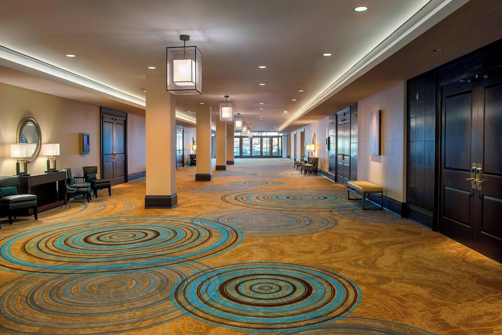 Newark Liberty International Airport Marriott - photo 41