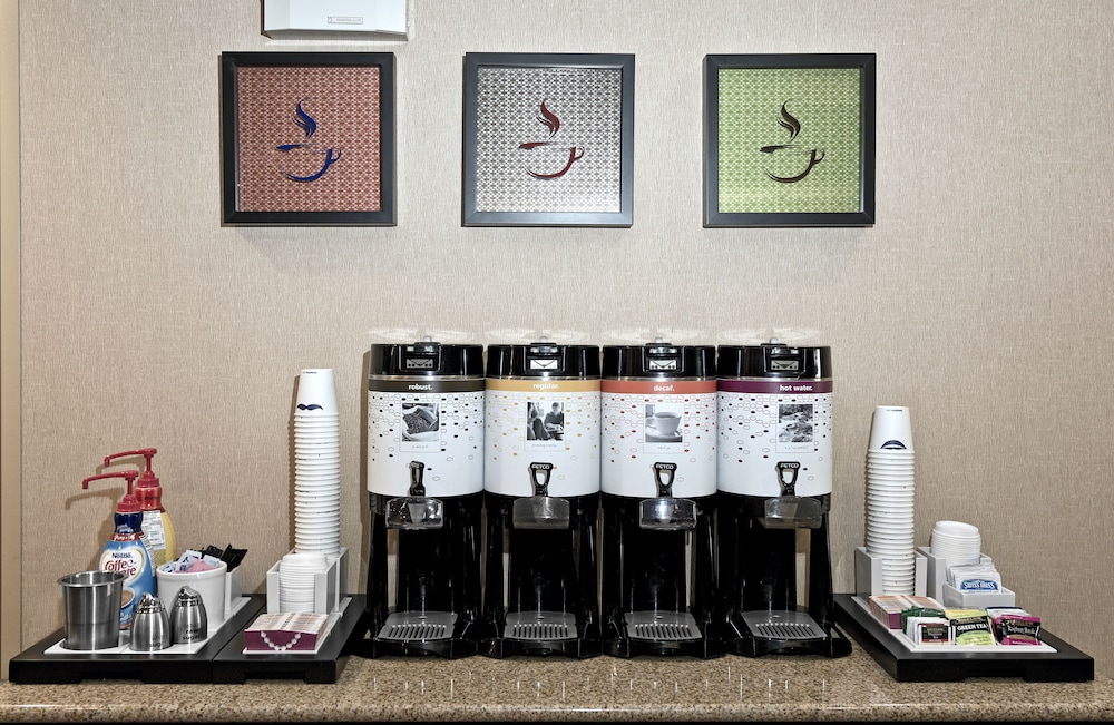 Hampton Inn Asheboro - photo 37