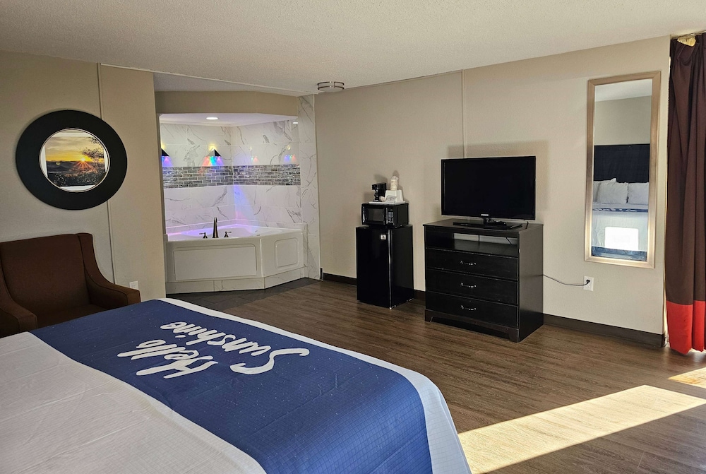 Days Inn by Wyndham Easley Greenville Clemson Area - photo 18