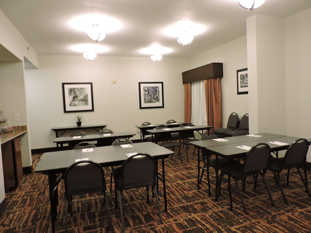 Hampton Inn Lafayette I 10 - photo 16