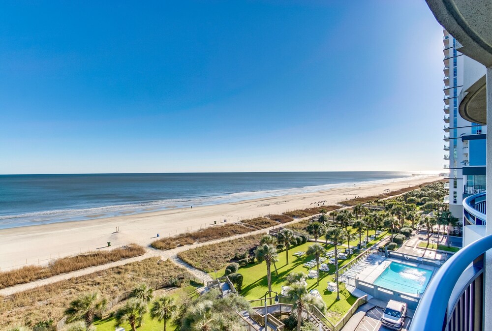 Boardwalk Resort by Hosteeva - photo 118