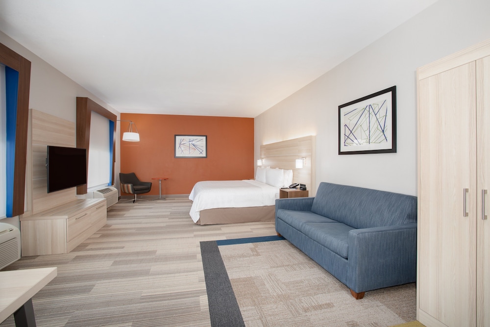 Holiday Inn Express & Suites Phoenix Glendale Sports Dist by IHG - photo 16