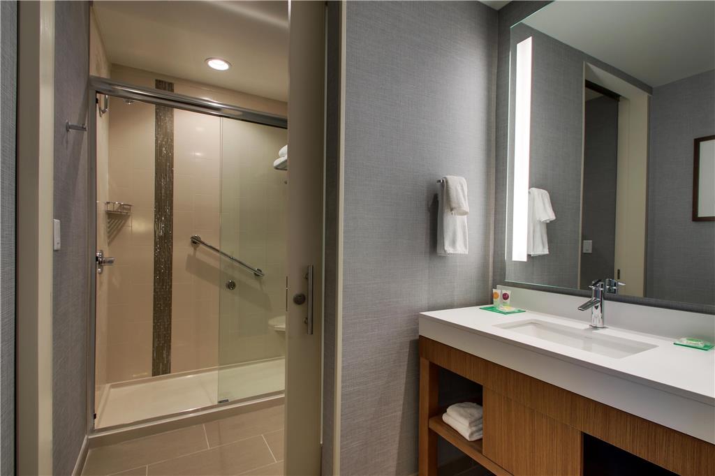 Hyatt Place Milwaukee Downtown - photo 63