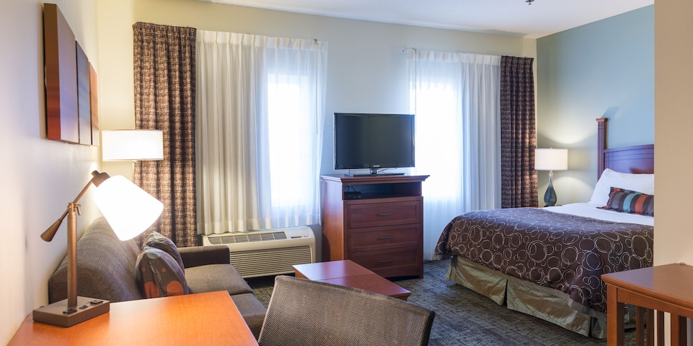 Staybridge Suites Fargo by IHG - photo 45
