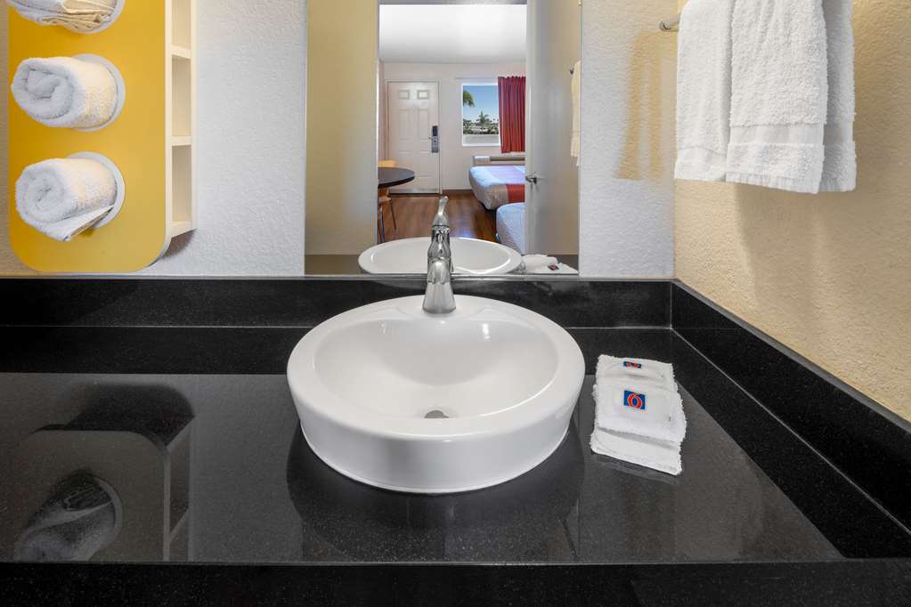 Motel 6 Ventura CA South - photo 20