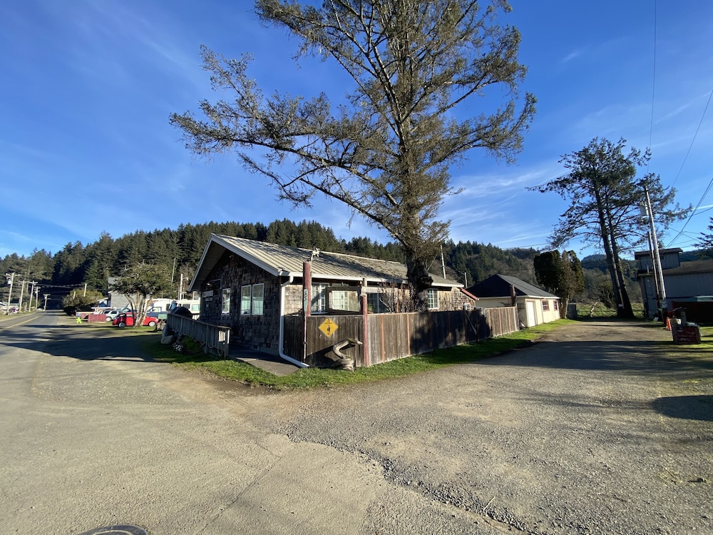 Raines Resort Cabins & RV - photo 102