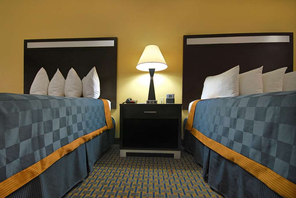 Americas Best Value Inn Sinton - photo 10