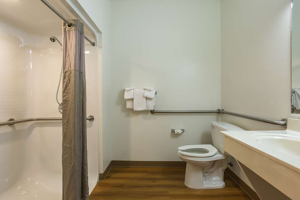 Motel 6 Dale IN - photo 29